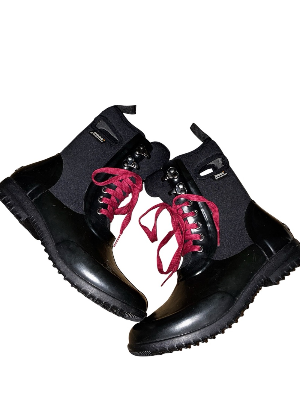 Bogs Sidney Lace Up boots featuring a waterproof black rubber shel a neoprene 7